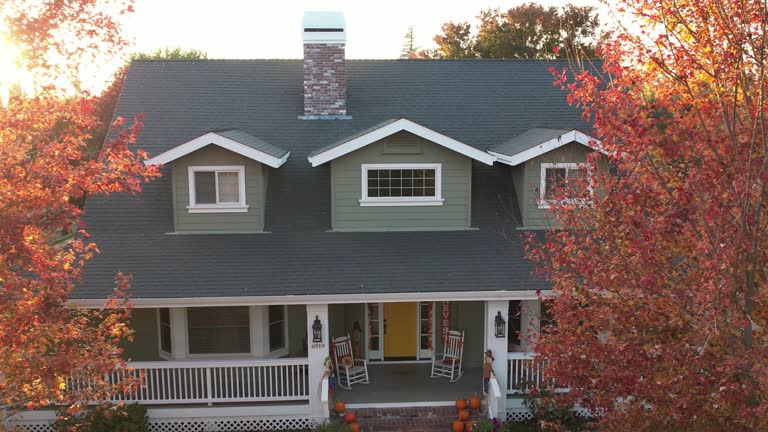 Best Roof Insulation Installation  in Huber Heights, OH